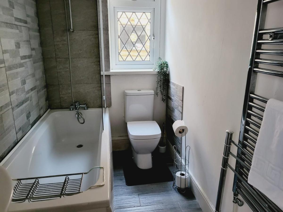 City Centre Room, Wifi, Share Facility Swansea Extérieur photo